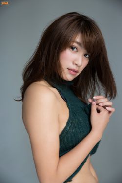 黑女人给牛交ZOZO